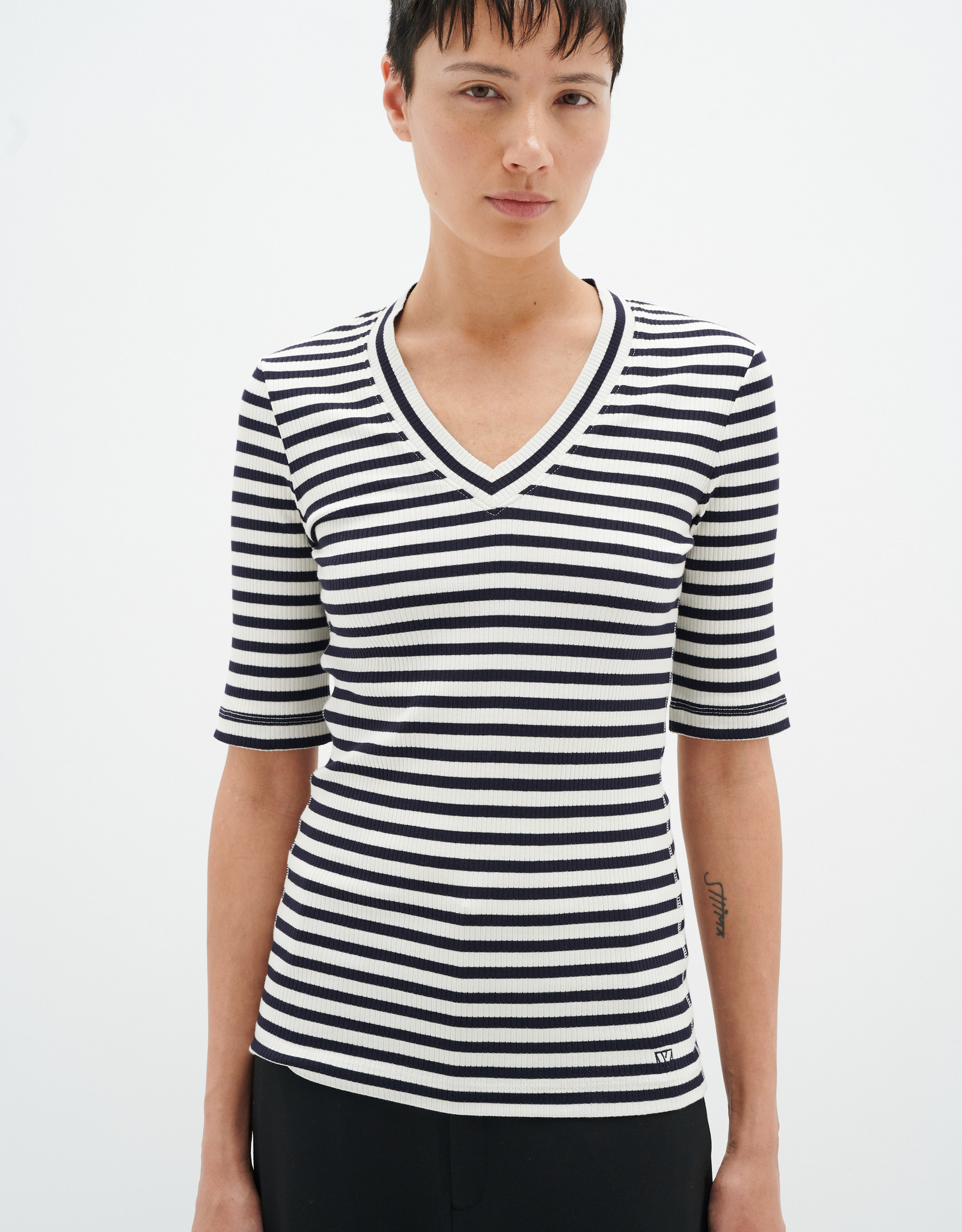 striped v neck t shirt