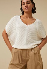 By Bar New Ale Top Off White