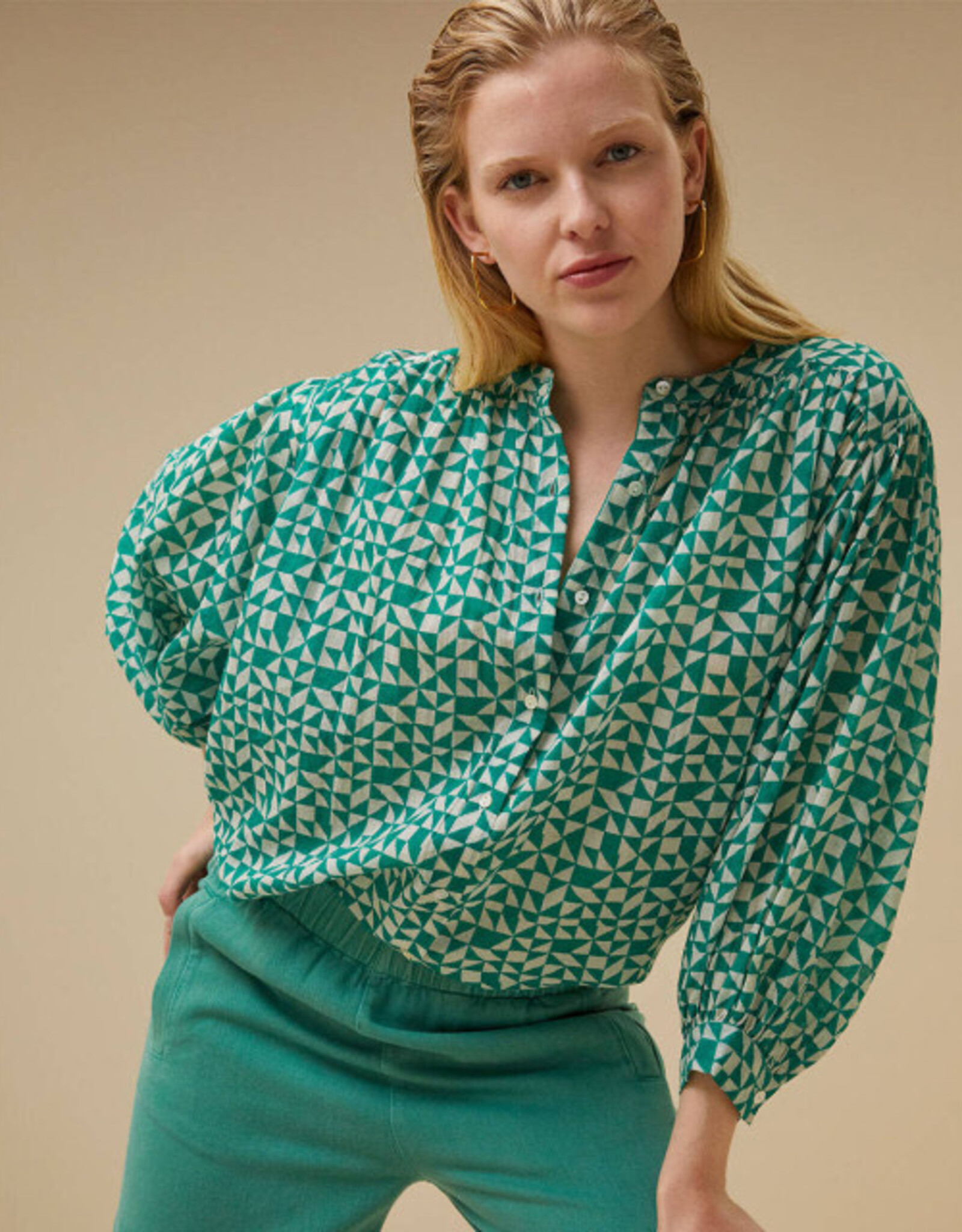 By Bar Lucy Graphic Blouse Green Print