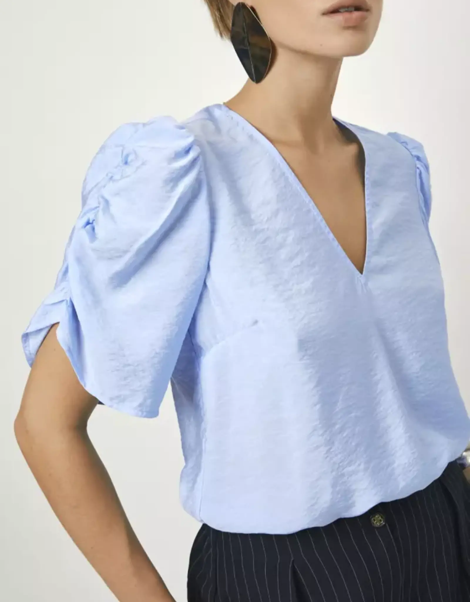 Dante 6 Lyza V-neck Top Dazzling Blue