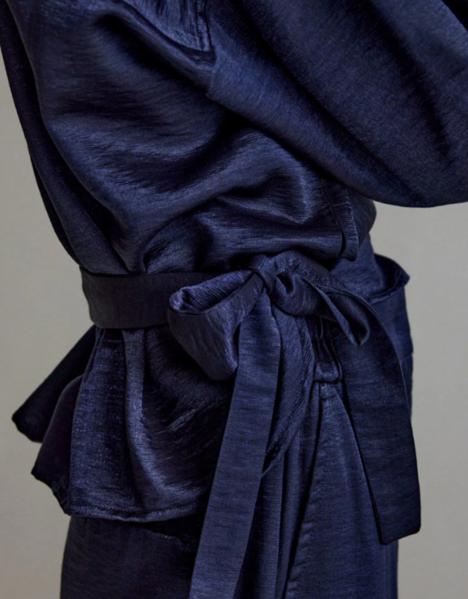 Femmes du Sud Allison Satin Navy