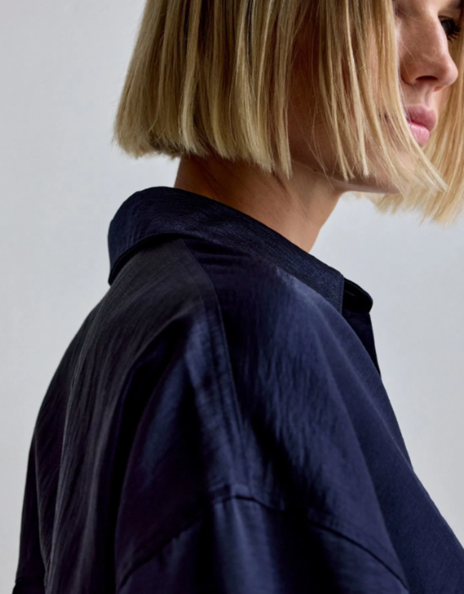 Femmes du Sud Allison Satin Navy