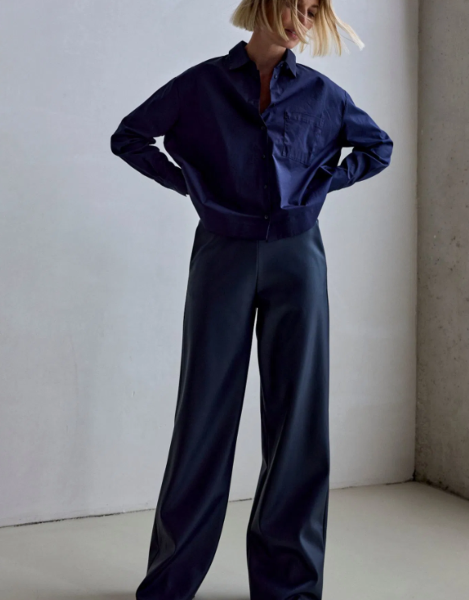 Femmes du Sud Delphine Navy