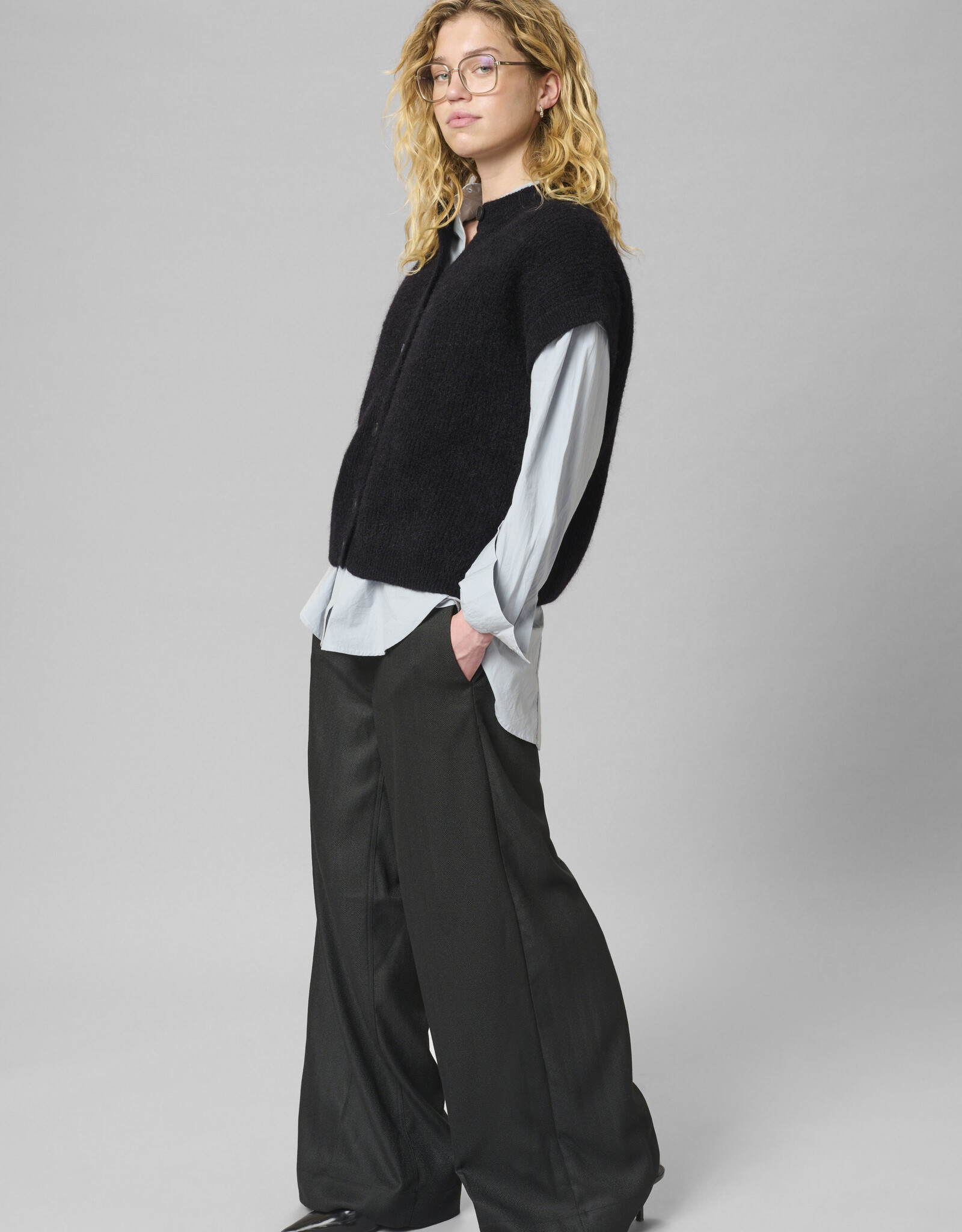 My Essential Wardrobe Siva os Knit Cardigan Black
