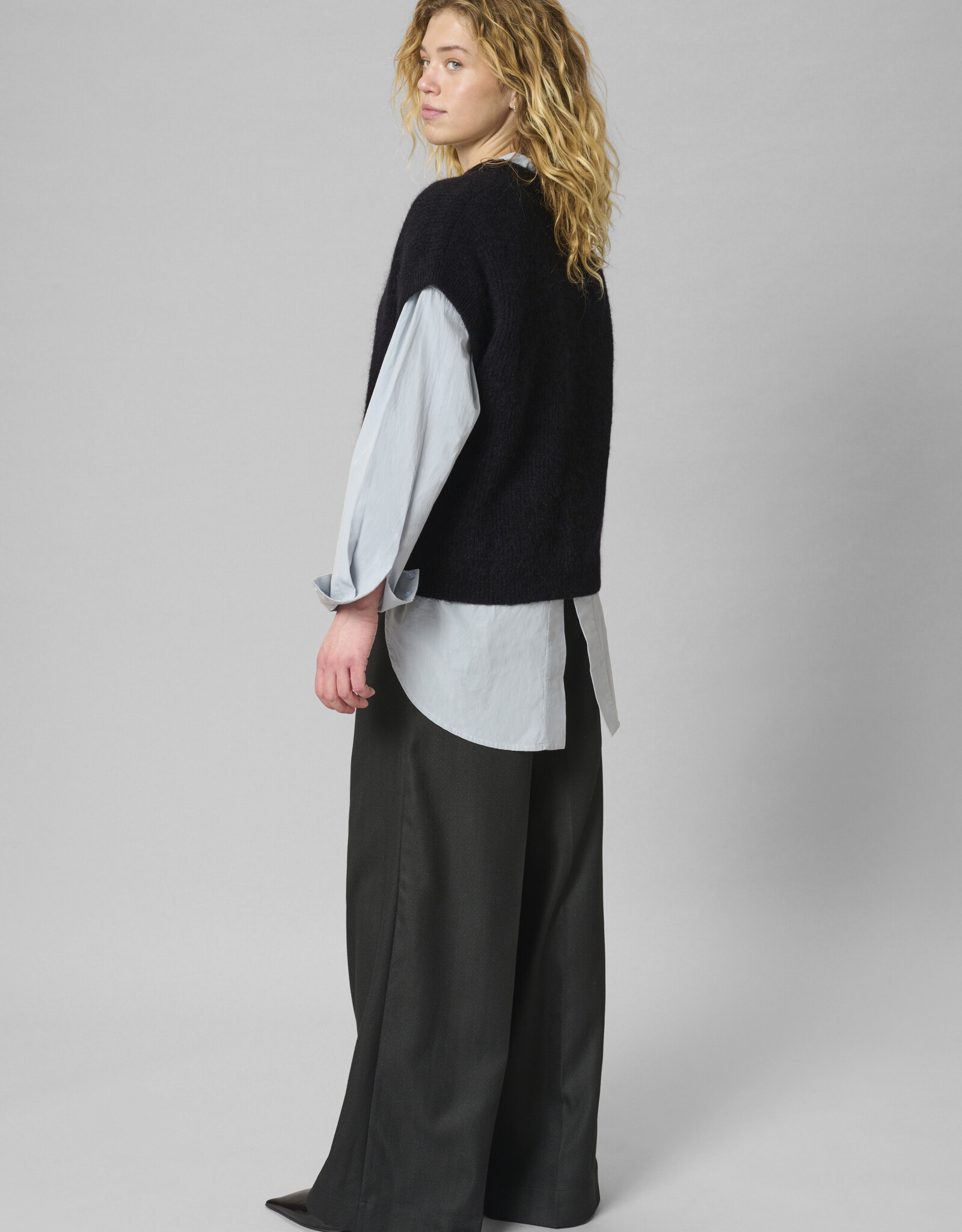 My Essential Wardrobe Siva os Knit Cardigan Black