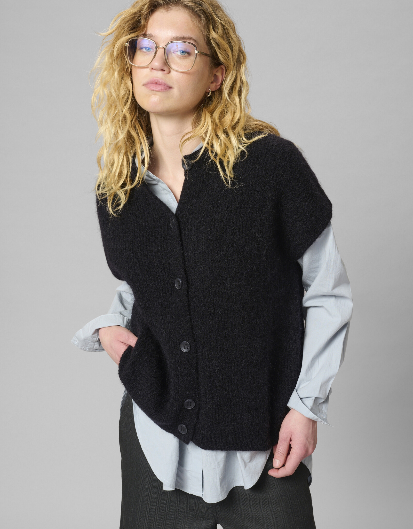 My Essential Wardrobe Siva os Knit Cardigan Black