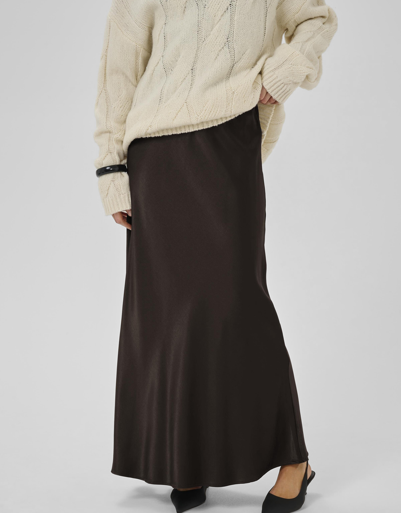 My Essential Wardrobe Estelle Long Skirt Espresso