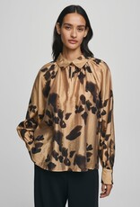 Moss Copenhagen Nilla Romina Top Iced Coffee