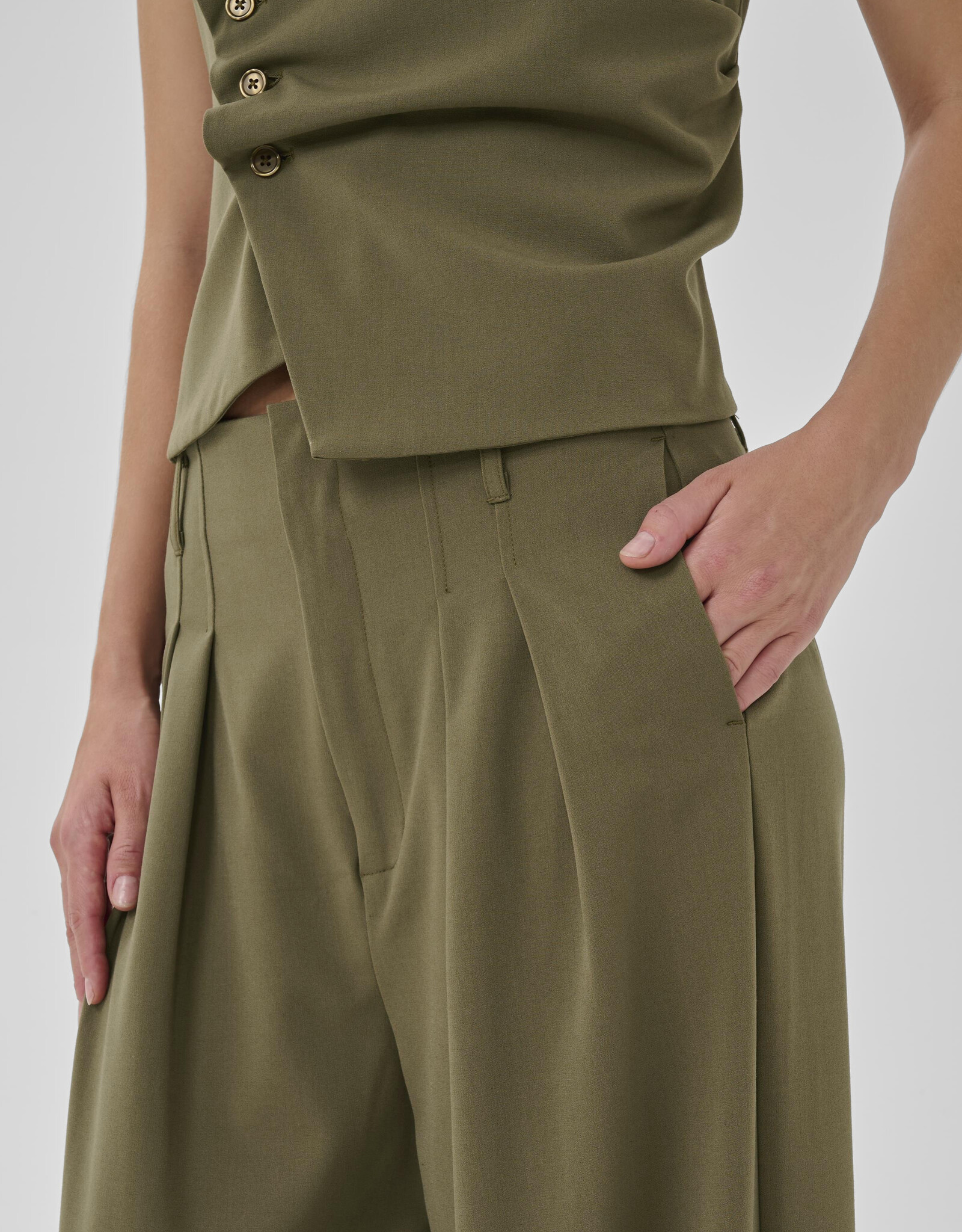 My Essential Wardrobe Hace Sille High Wide Pant Long Capers
