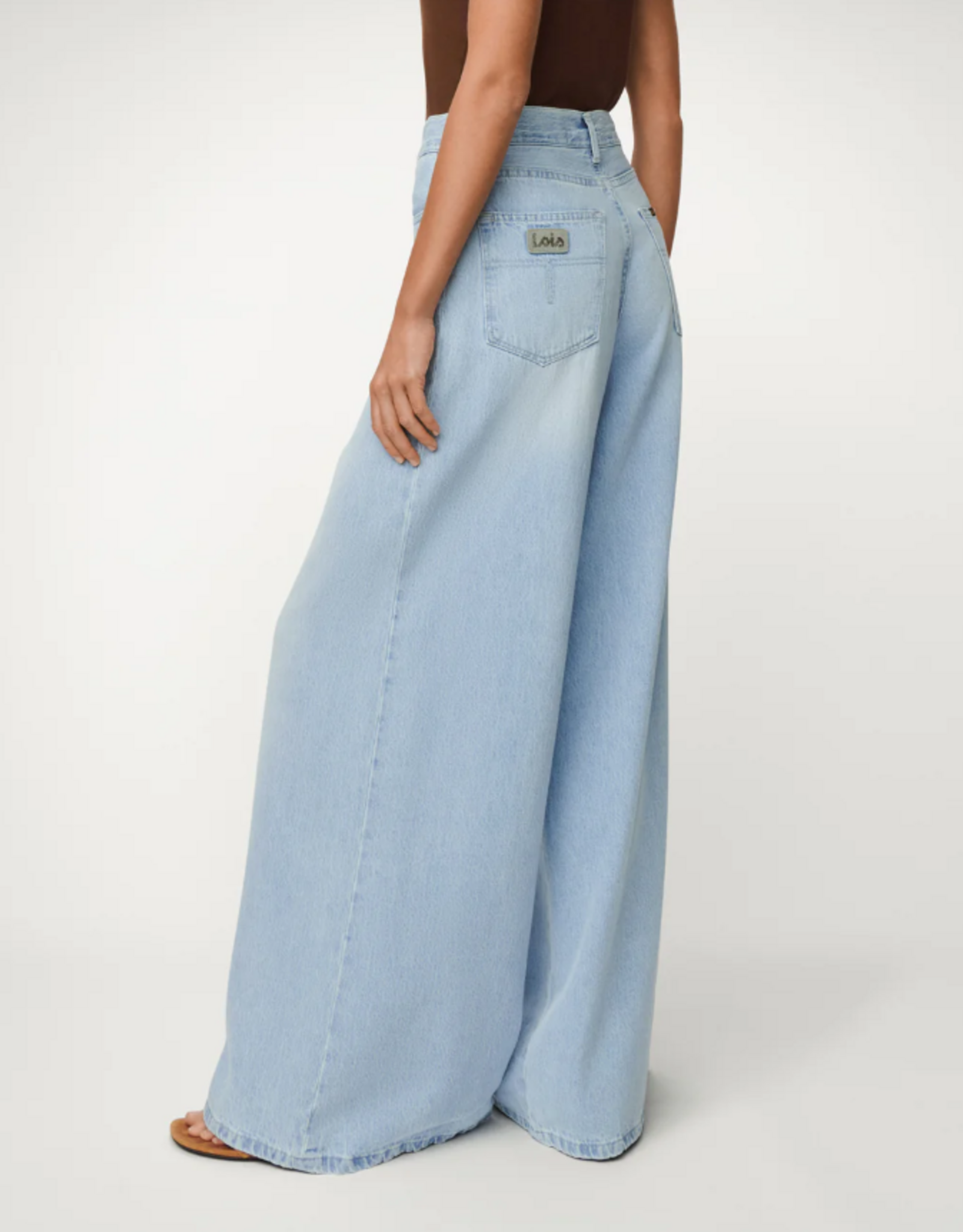 Lois Marlene Wilson Bleach L32