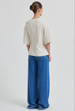 Second Female Enora Brooche Tee Soft Beige