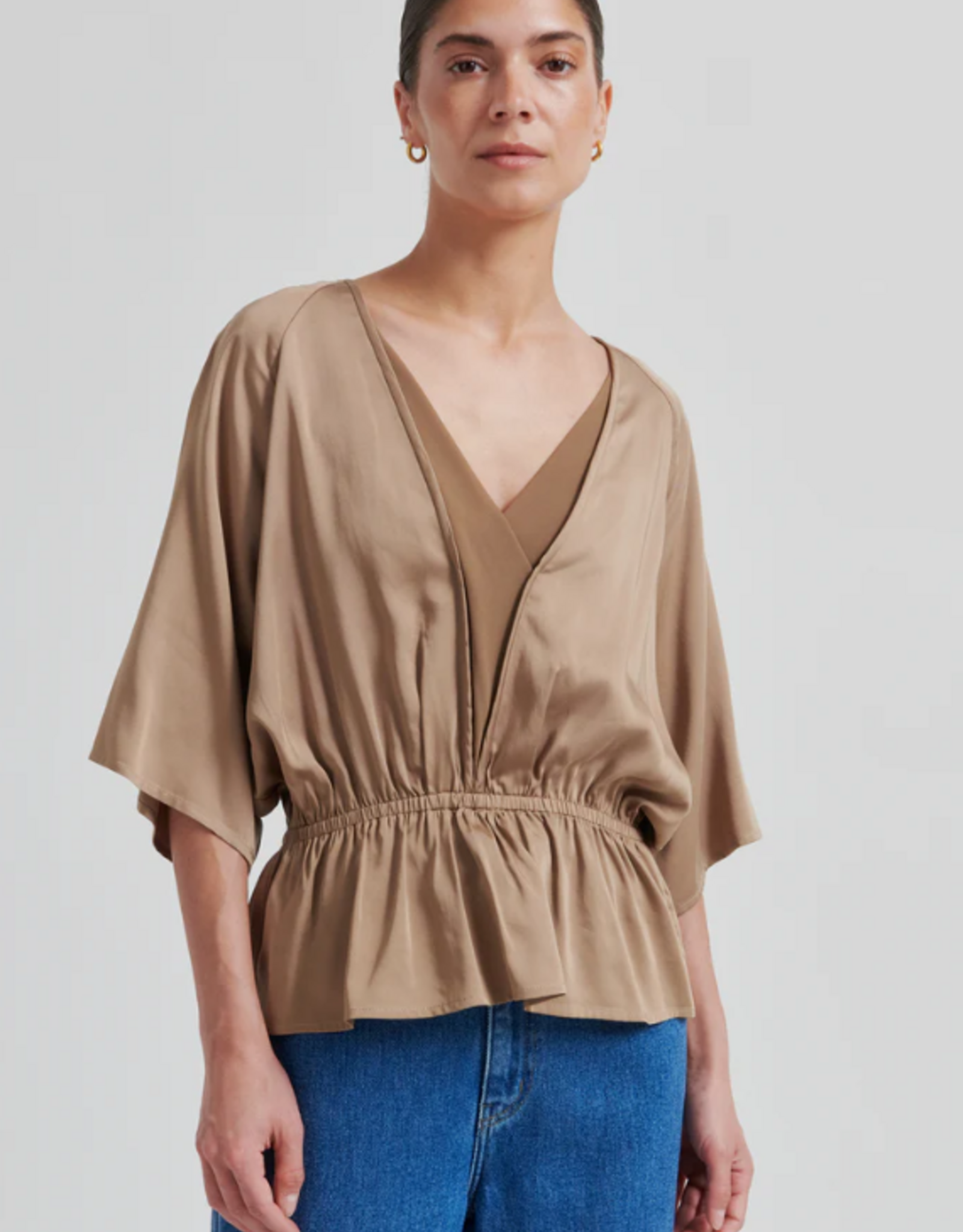 Second Female Shera Blouse Petrified Oak