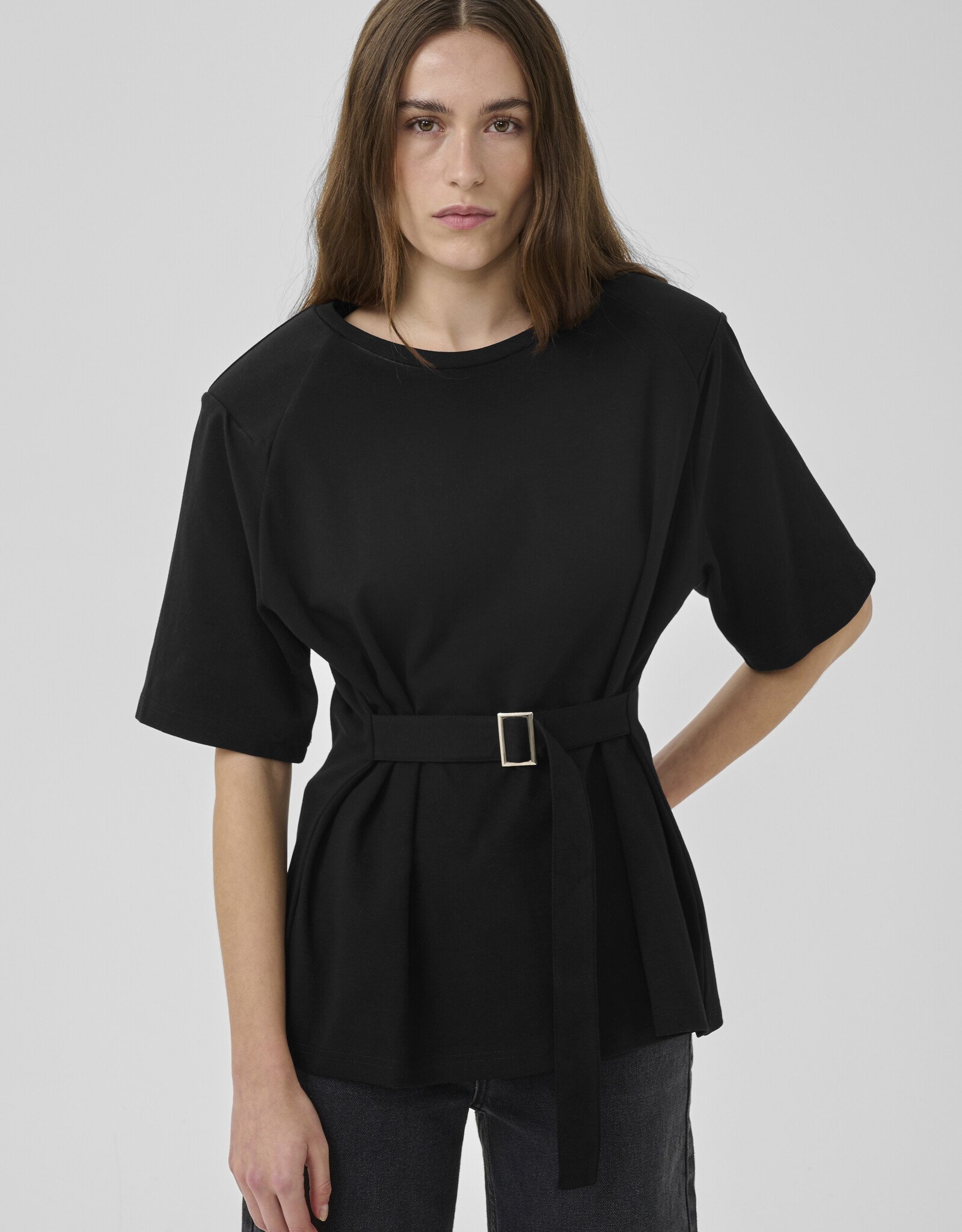 My Essential Wardrobe Apir Belt Tee Black
