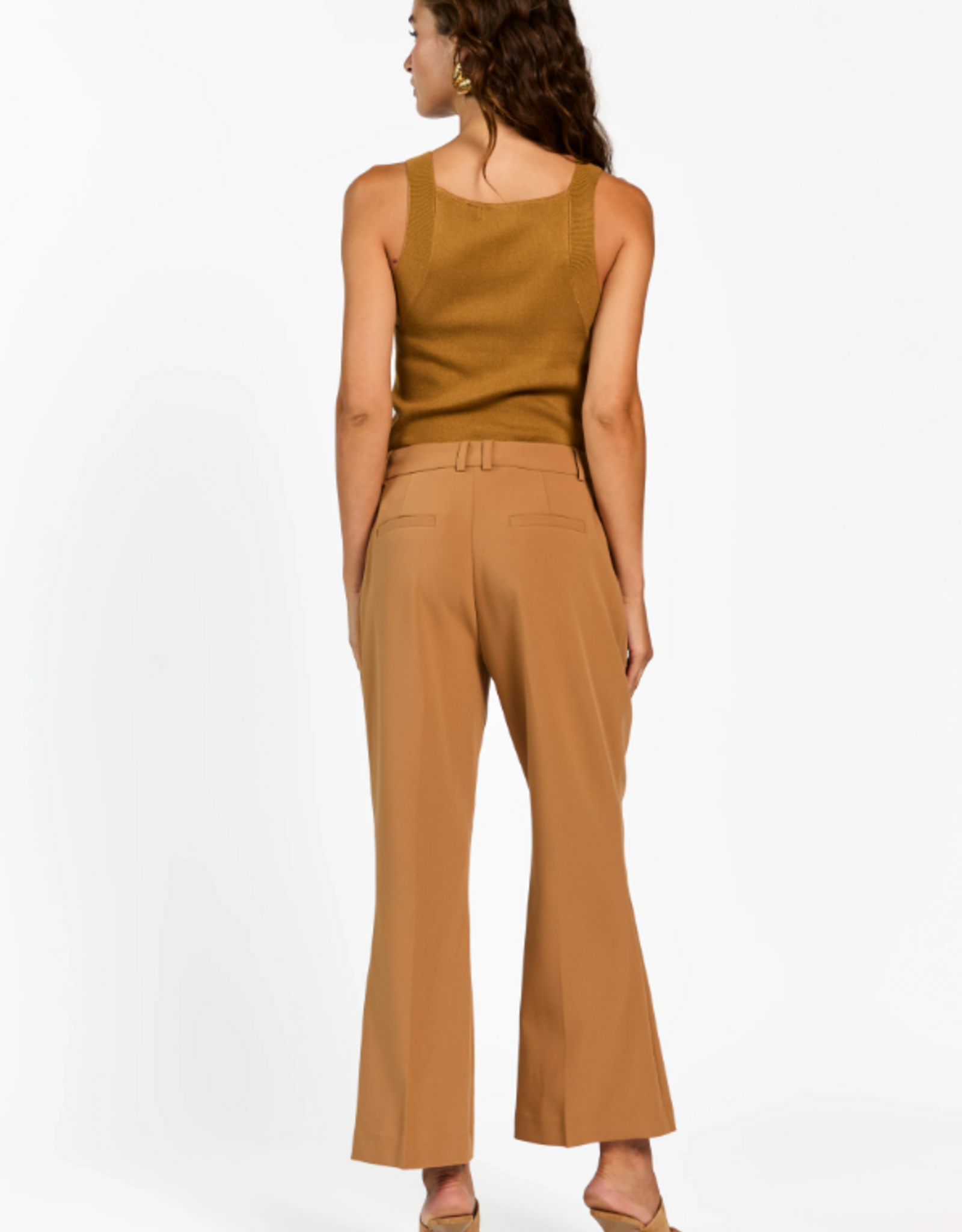 Aaiko Zena Singlet Almond