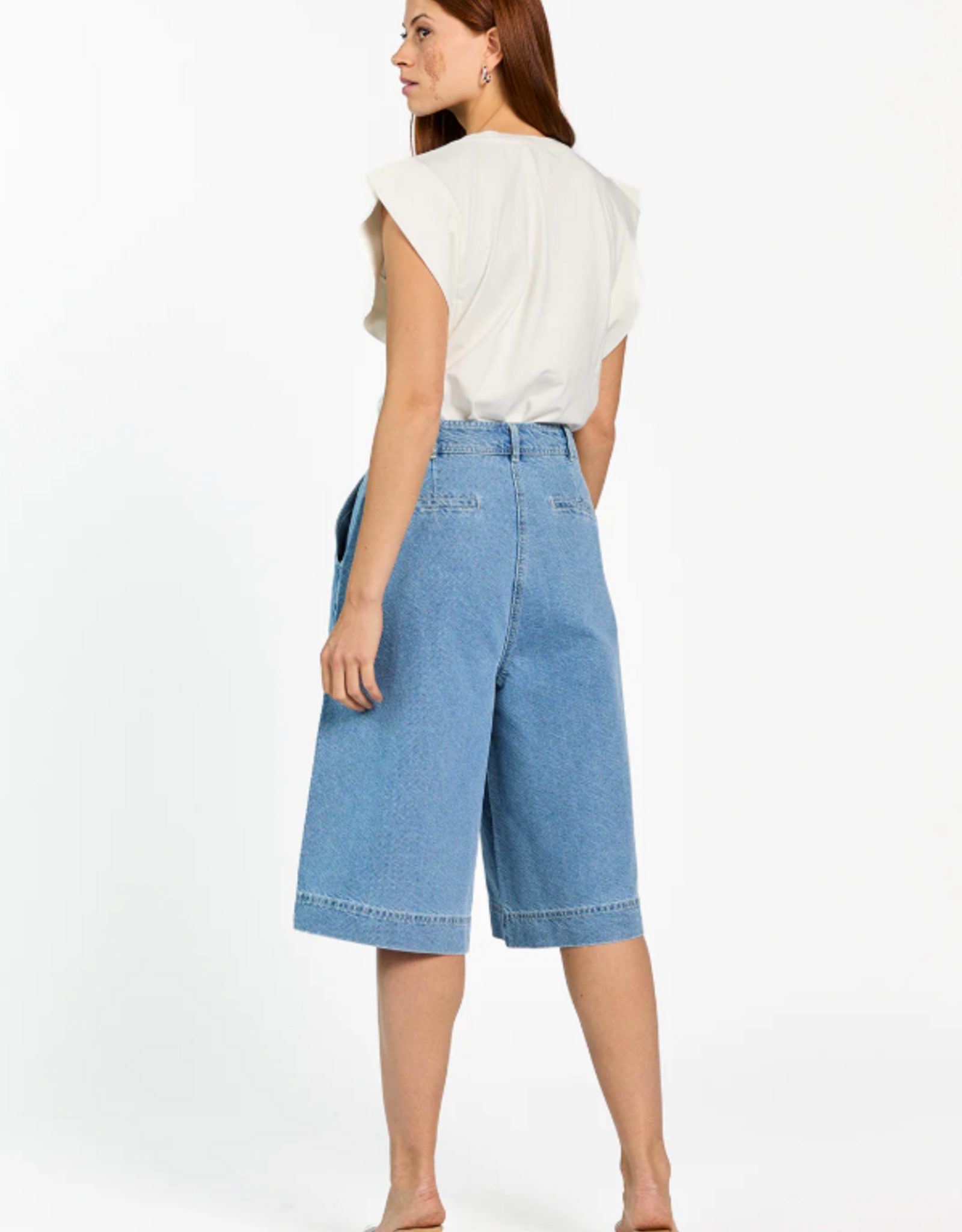 Aaiko Cora Flower Top Les Blancs