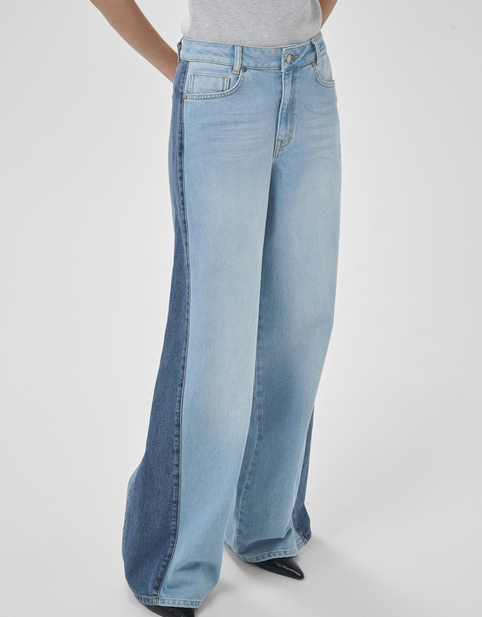 My Essential Wardrobe Lise 139 High Mix X-Wide Light Blue L32