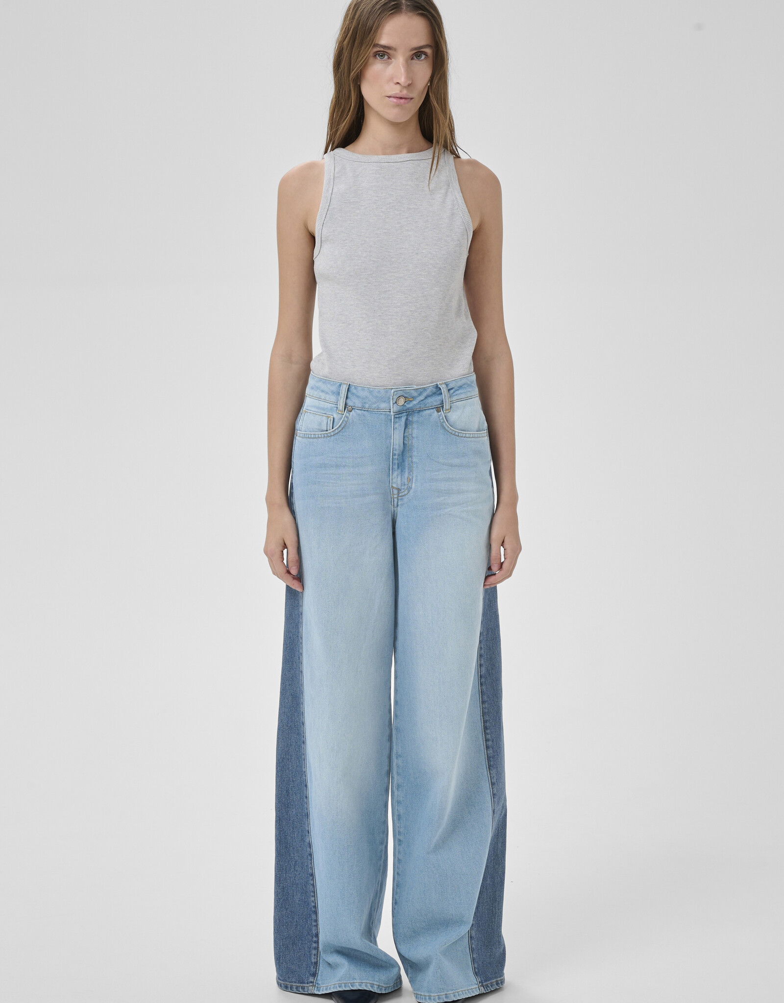 My Essential Wardrobe Lise 139 High Mix X-Wide Light Blue L32