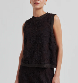 Second Female Daysee Top Chocolate Torte