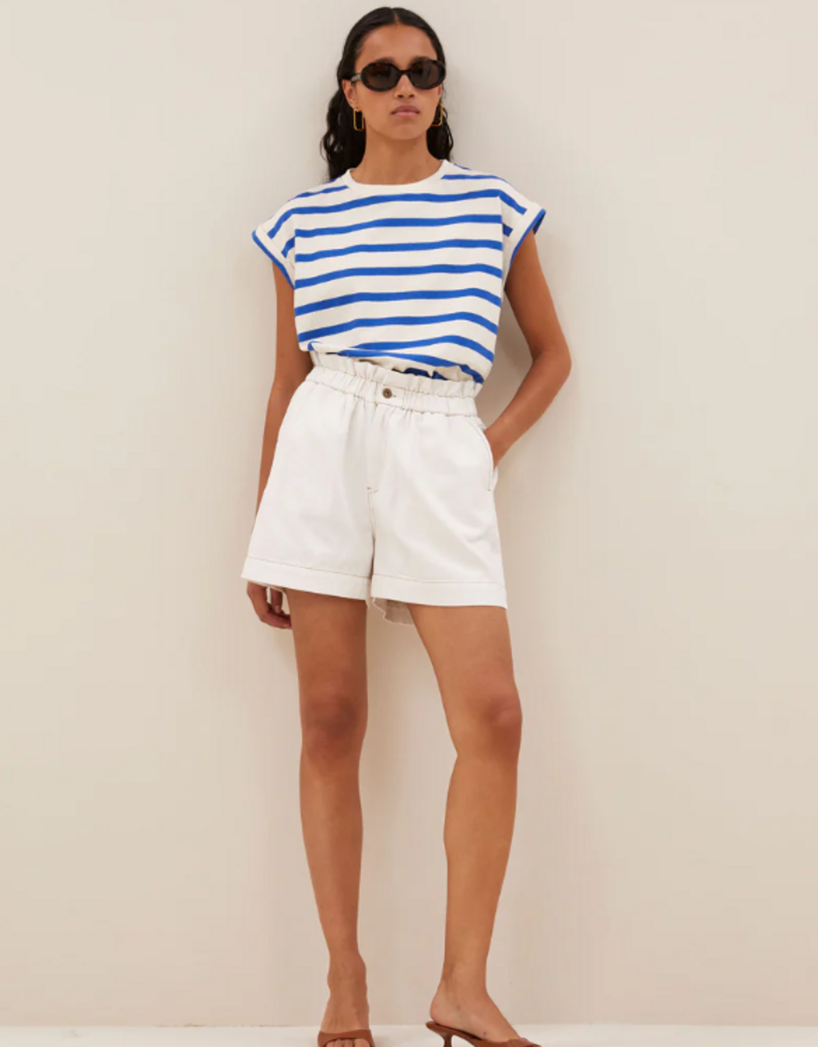 By Bar Leon Twill Short Cloud White