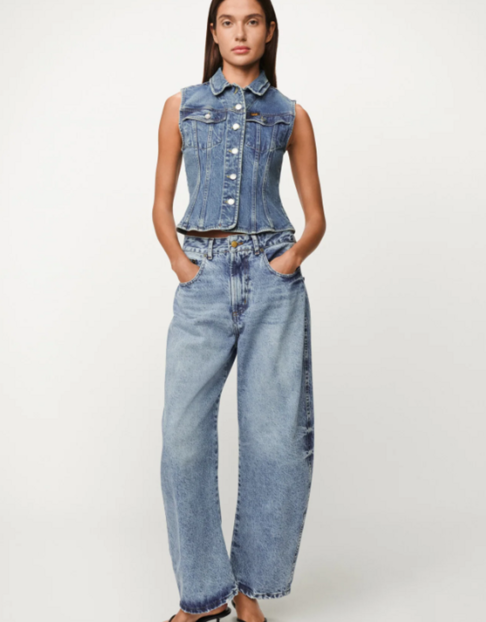 Lois Dali Jackson Stone L32