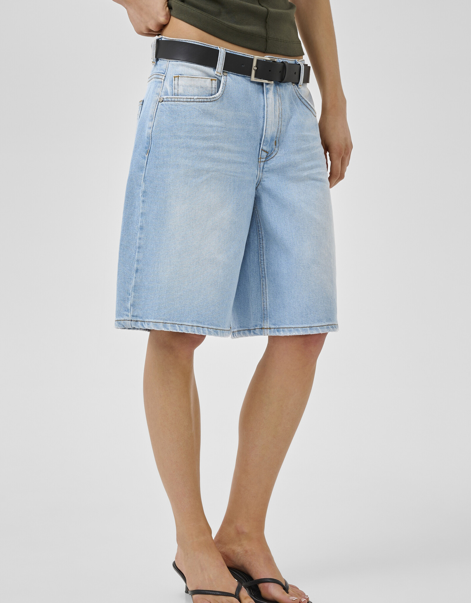 My Essential Wardrobe Zita 139 High X-Wide Shorts Baby Blue Wash