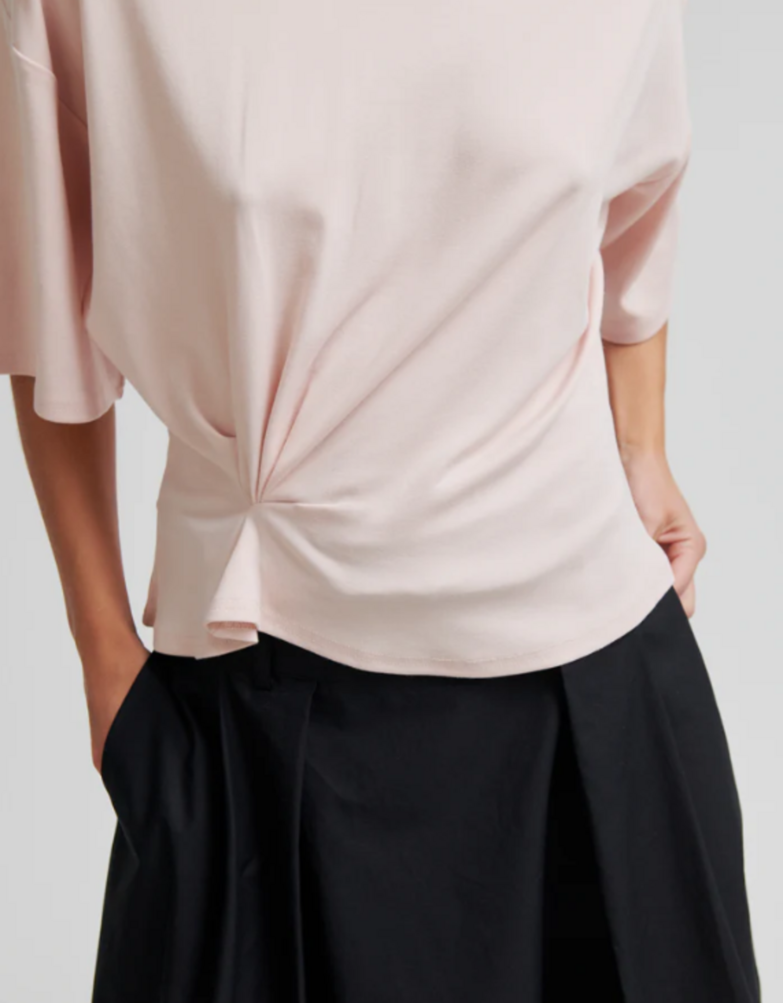 Second Female Missouri Tee Crystal Pink