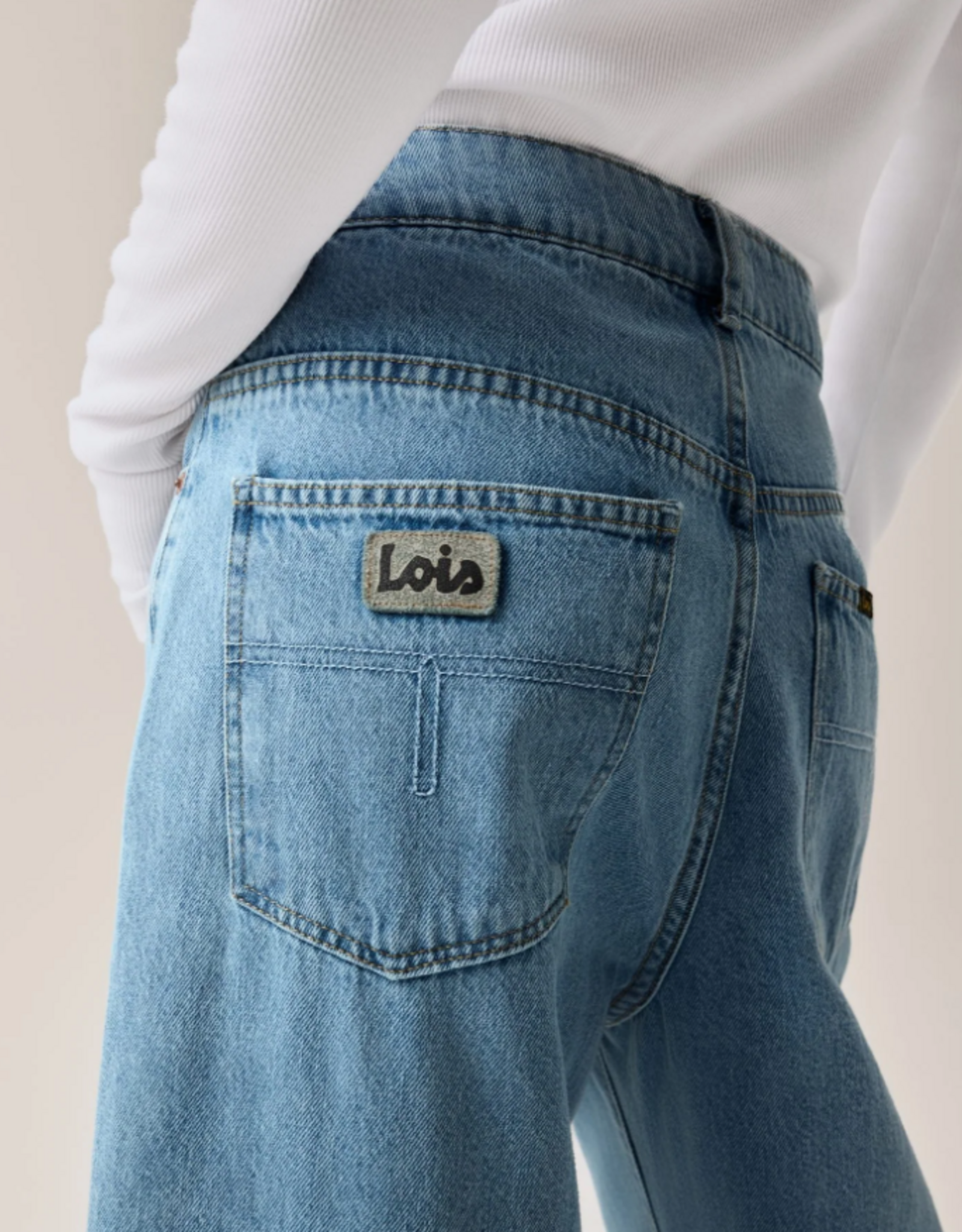 Lois Dali Wilson Summer Bleach Frayed L32