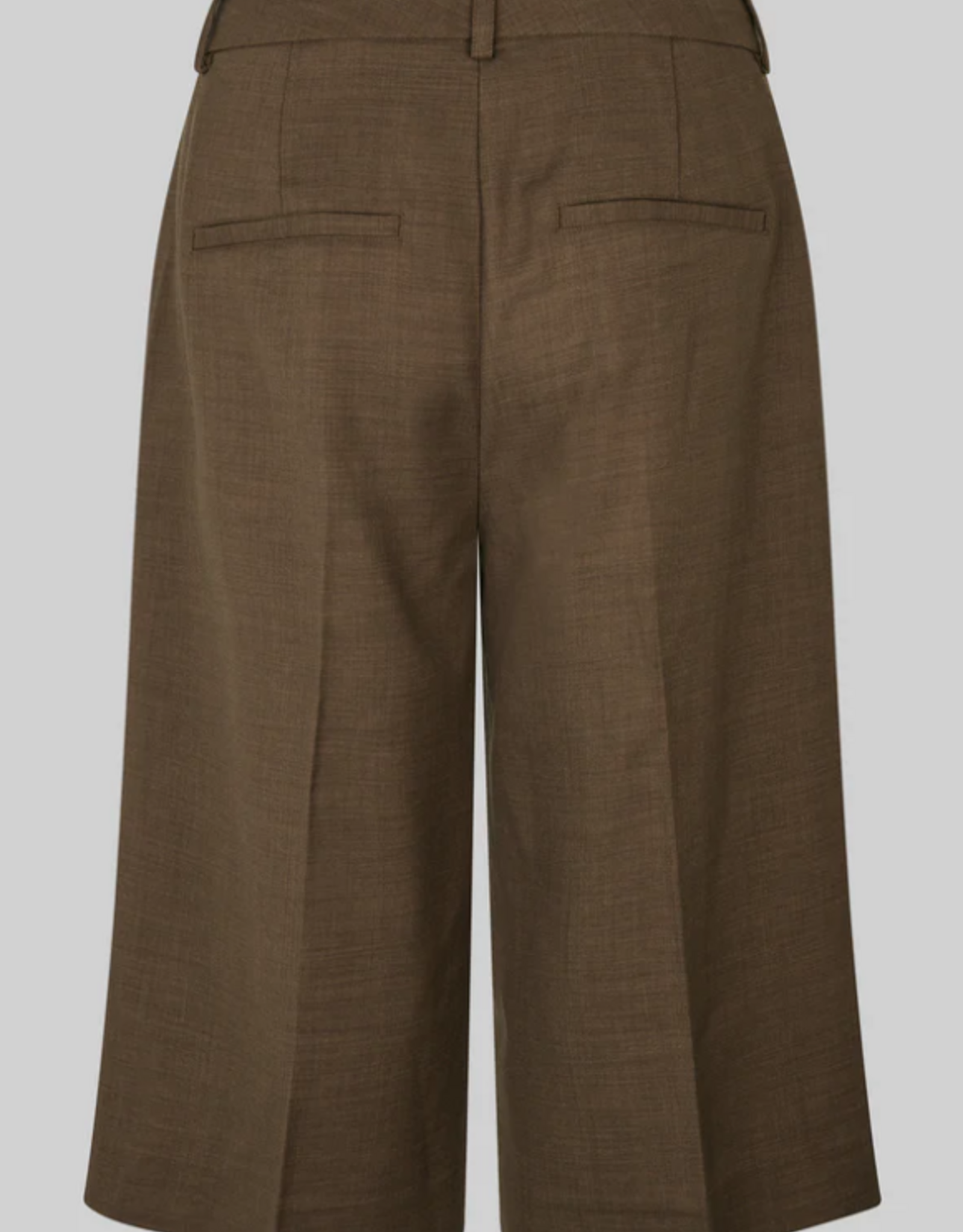 Second Female Sharo Long Shorts Canteen