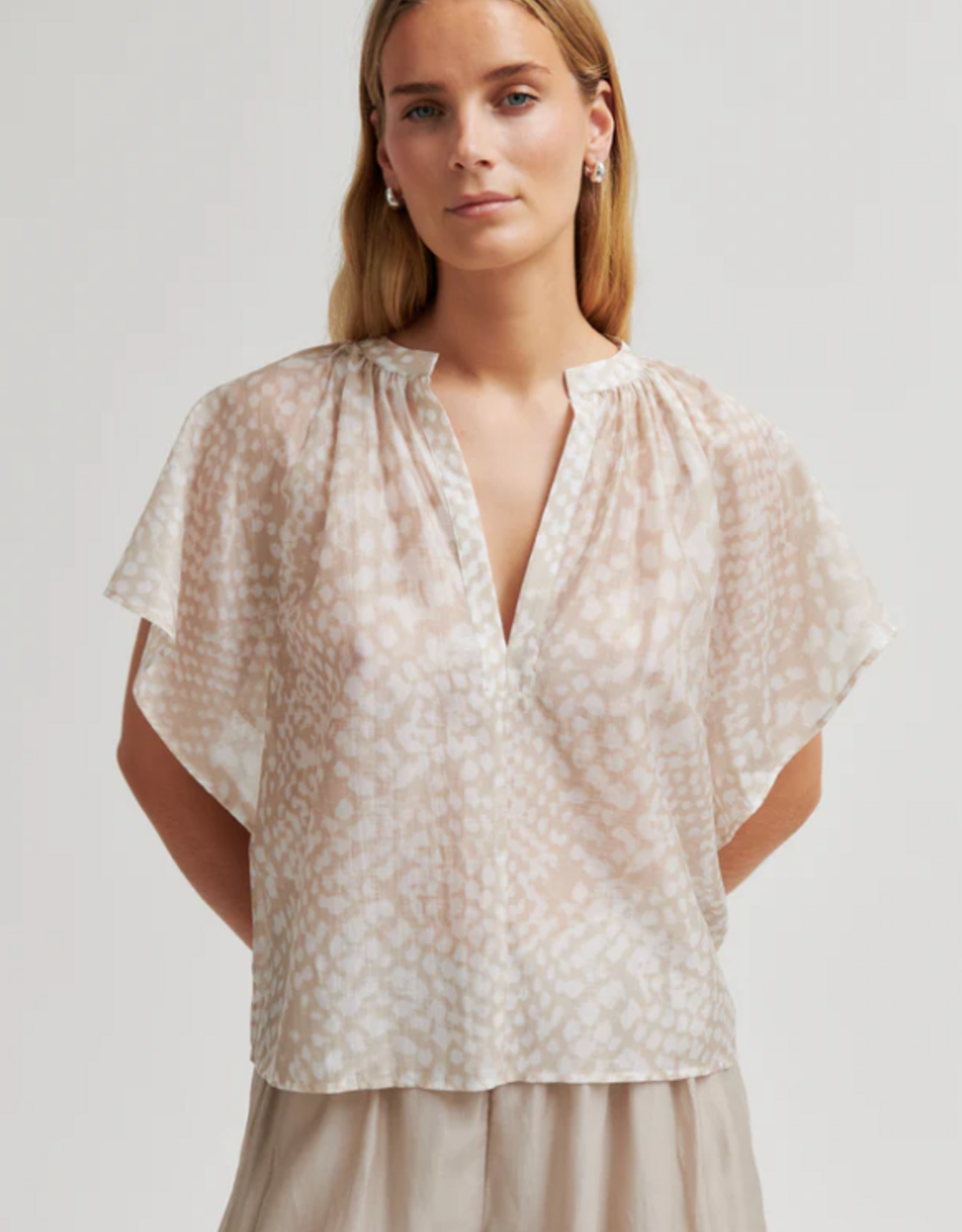 Second Female Shades Blouse Plaza Taupe