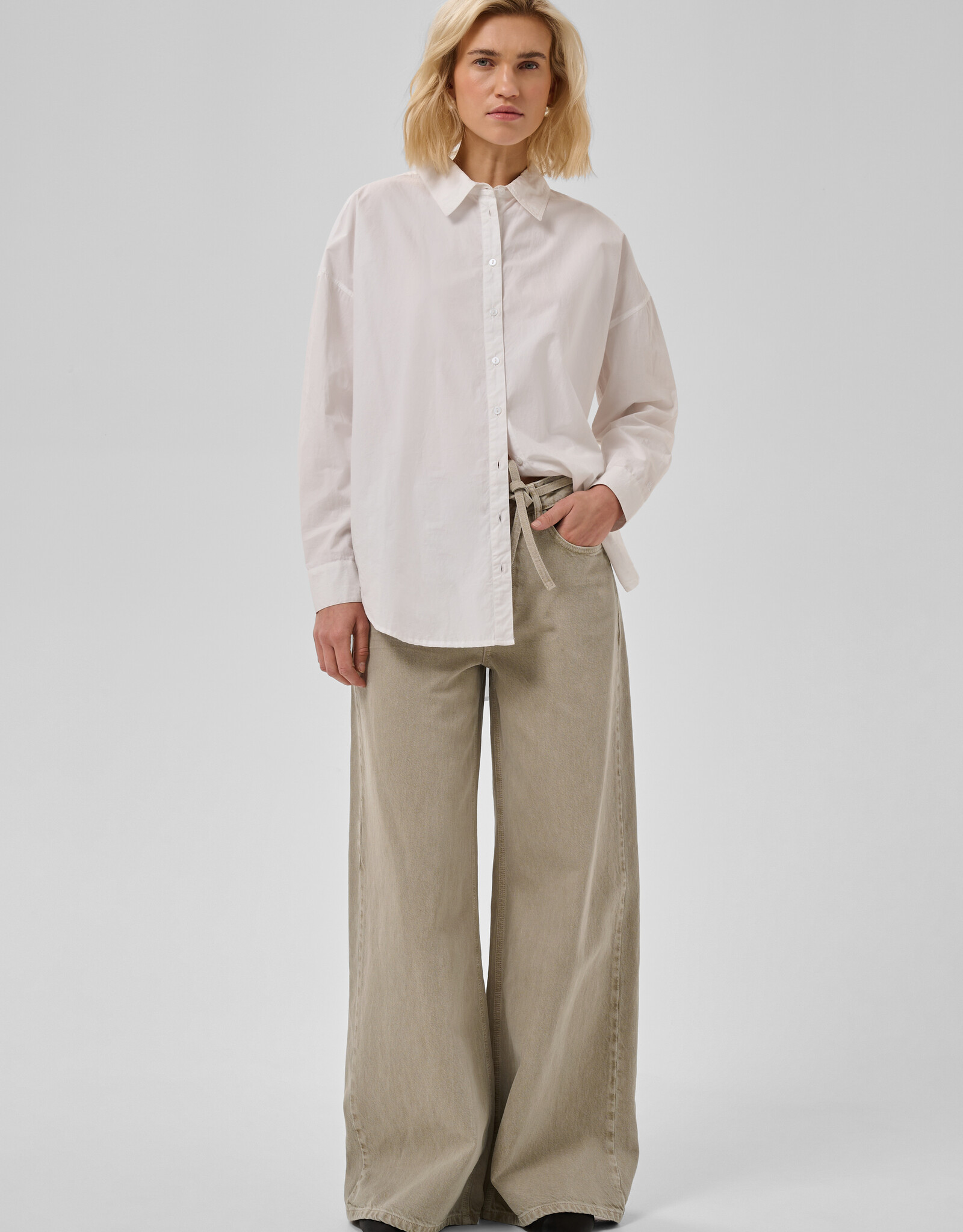 My Essential Wardrobe Karo 175 Mid X-Wide Silver Sage L32