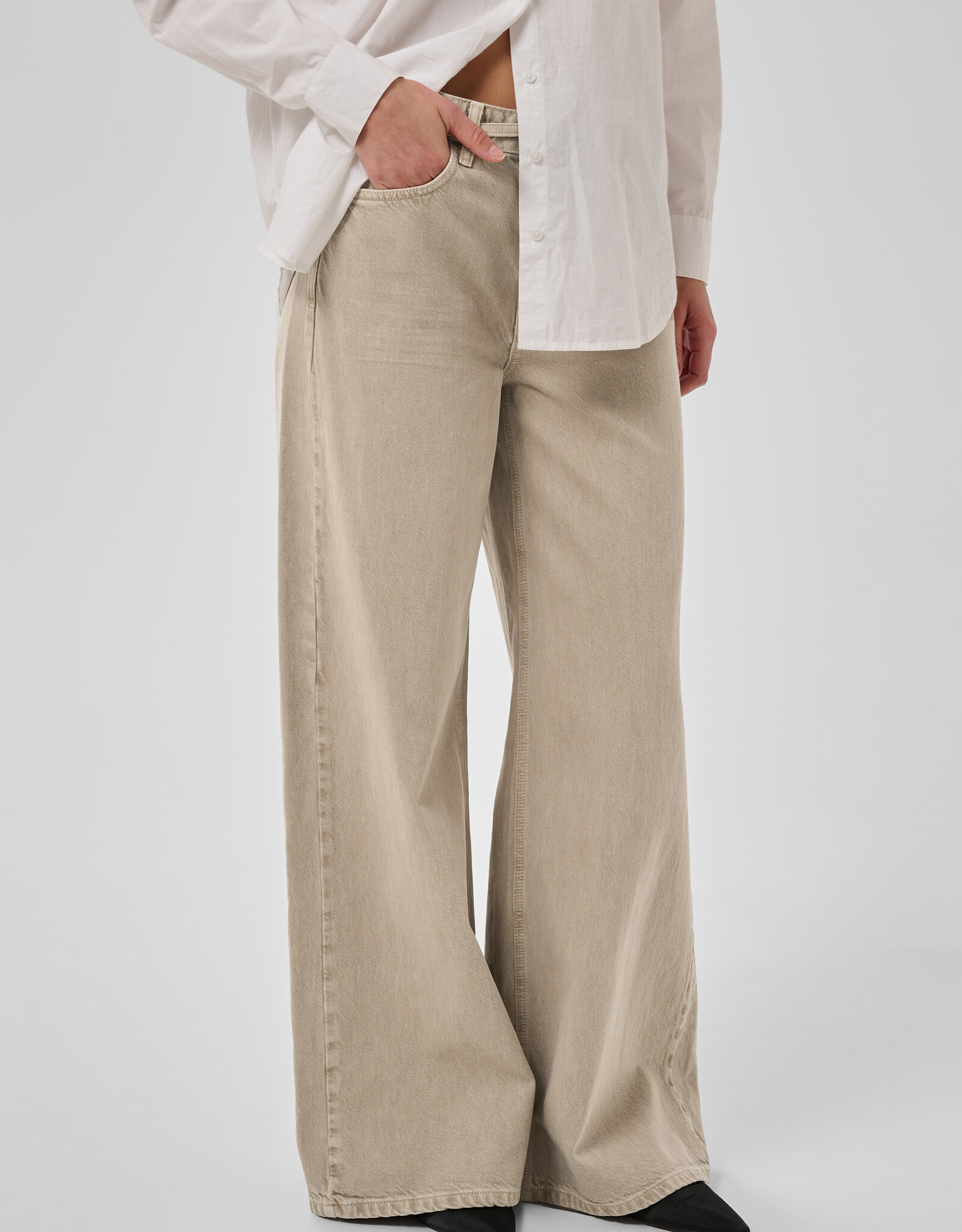 My Essential Wardrobe Karo 175 Mid X-Wide Silver Sage L32