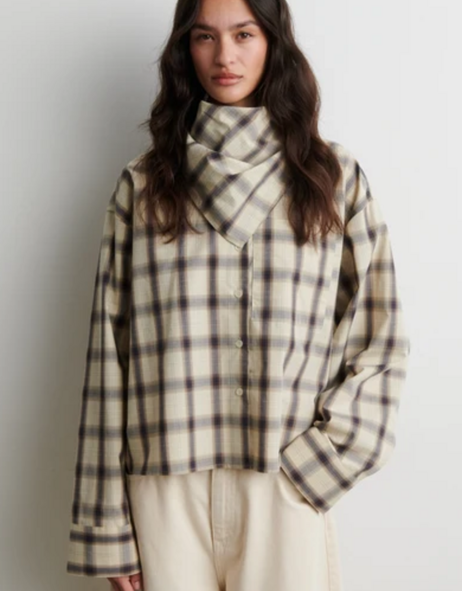 Second Female Liria Scarf Rutabaga