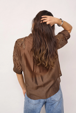 Co'Couture Kawa Embellished SS V-Shirt