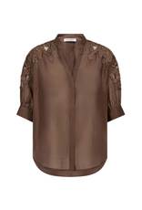 Co'Couture Kawa Embellished SS V-Shirt