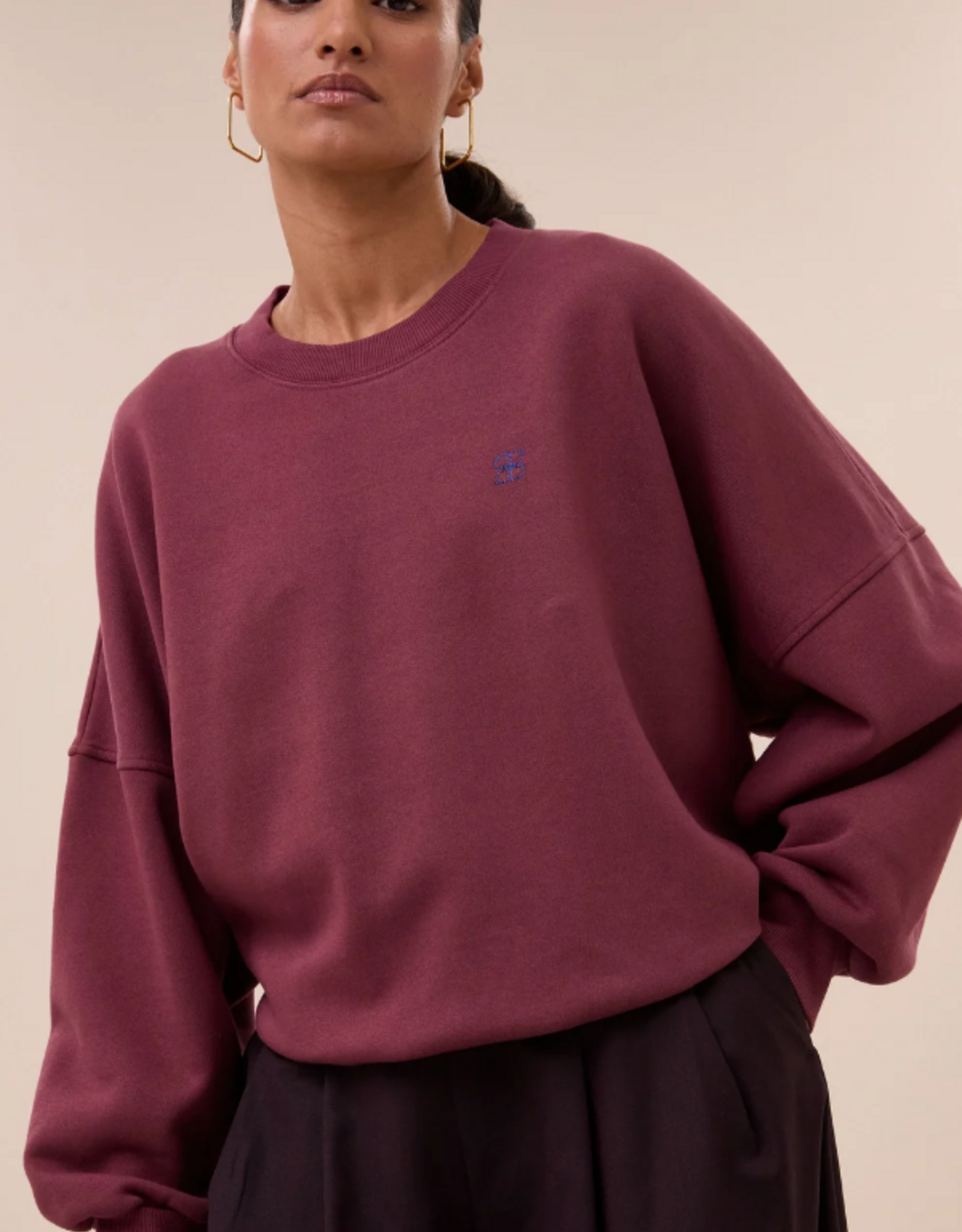 By Bar Malyn Logo Sweater Burgundy Crush