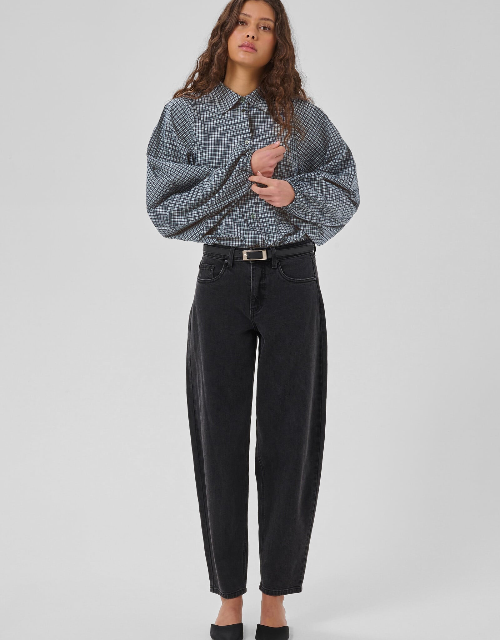 My Essential Wardrobe Ilse Balloon Sleeve Shirt Douglas Green
