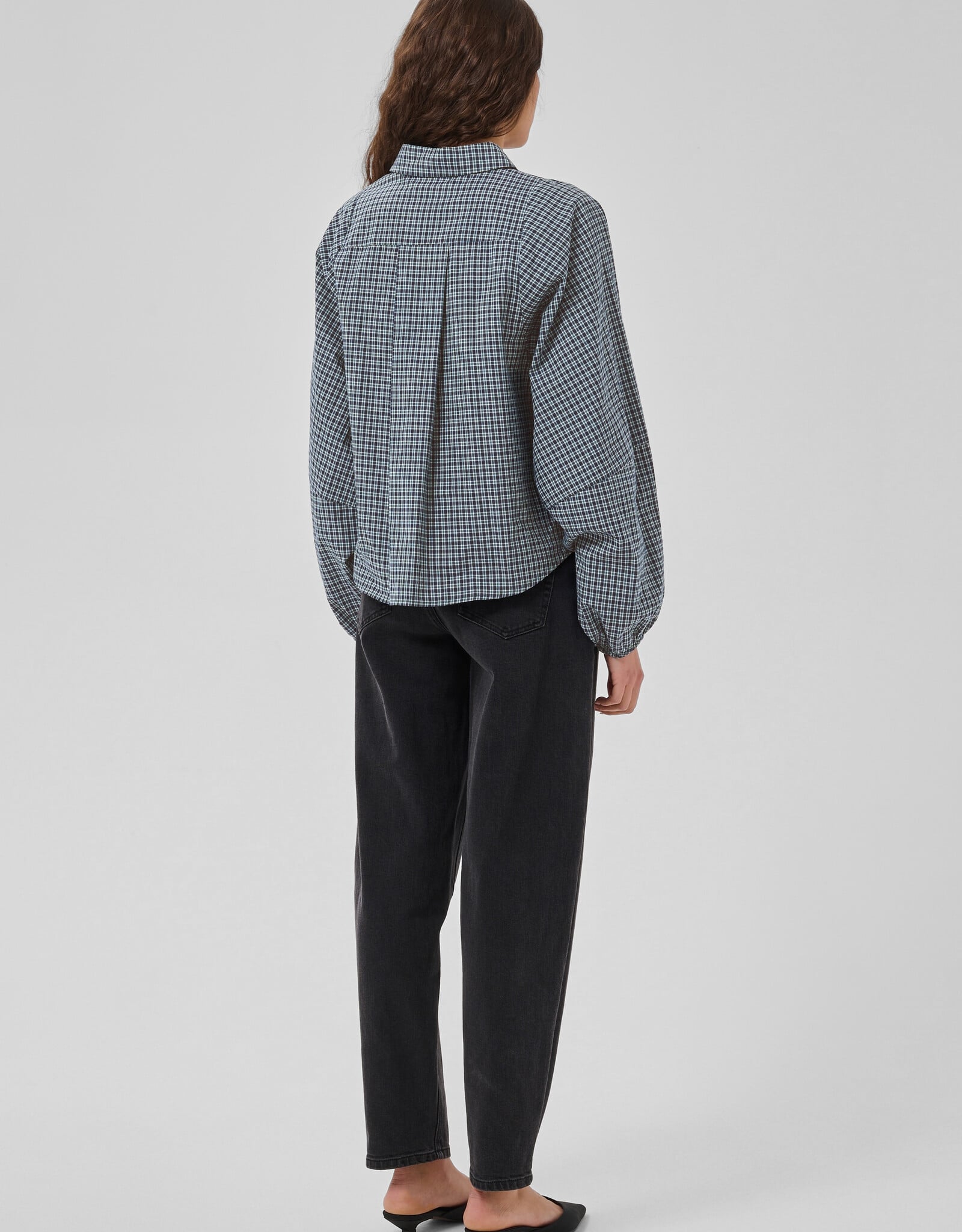 My Essential Wardrobe Ilse Balloon Sleeve Shirt Douglas Green