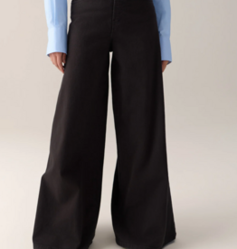 Lois Marlene Sponge Stretch Chocolate Plum