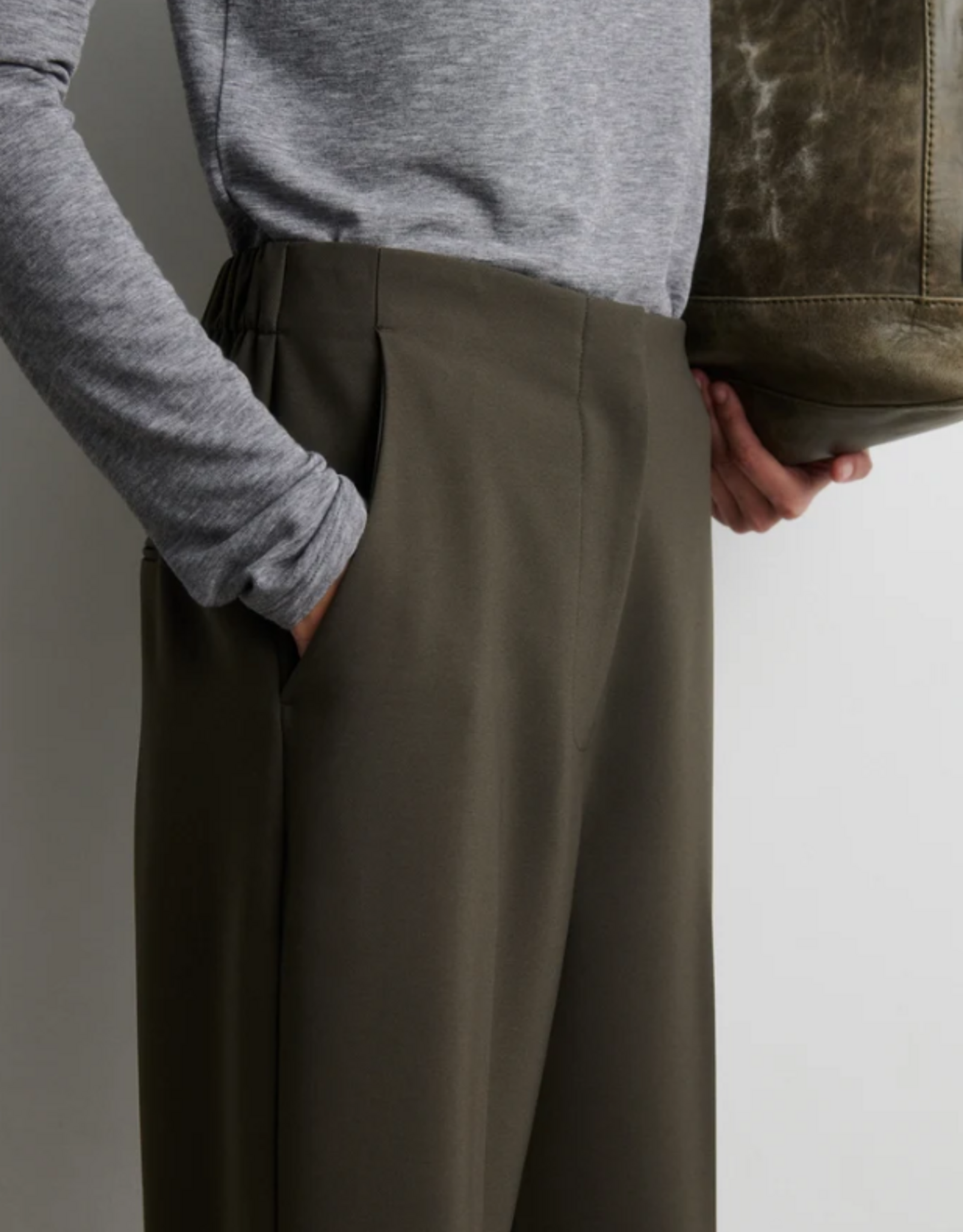 Second Female Fique Classic Trousers Black Olive