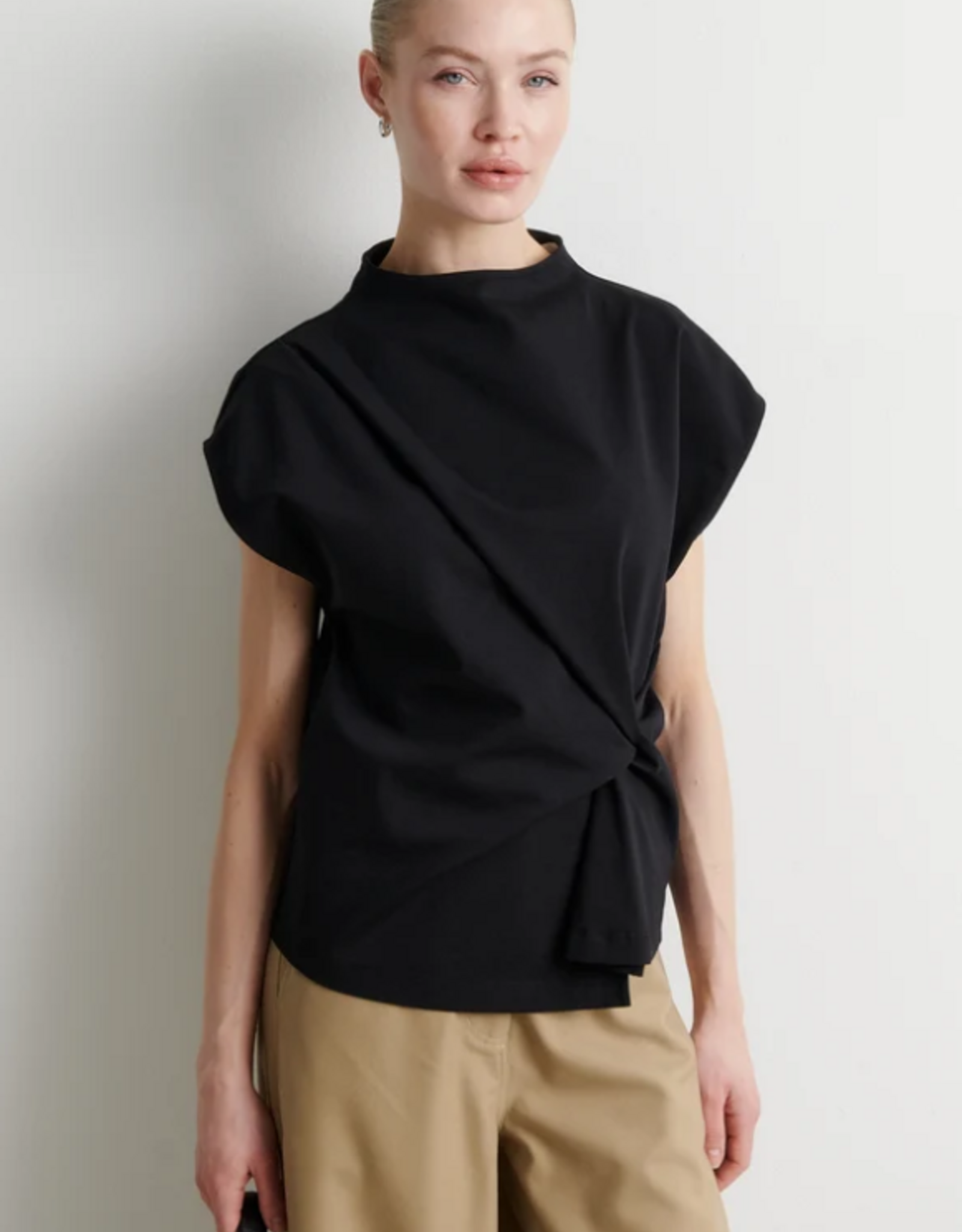 Second Female Arkai Drape Top Black