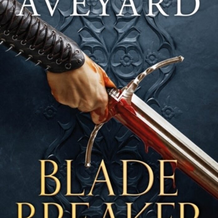 Victoria Aveyard Blade Breaker (Realm Breaker 2)