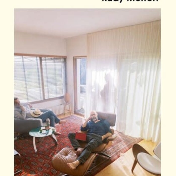 De man die niet alleen viel