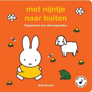 Dick Bruna met nijntje naar buiten