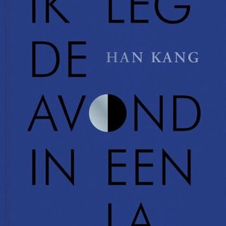 Ik leg de avond in een la