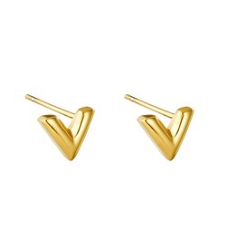 Earrings v gold