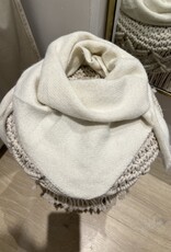 Sjaaltje driehoek ecru