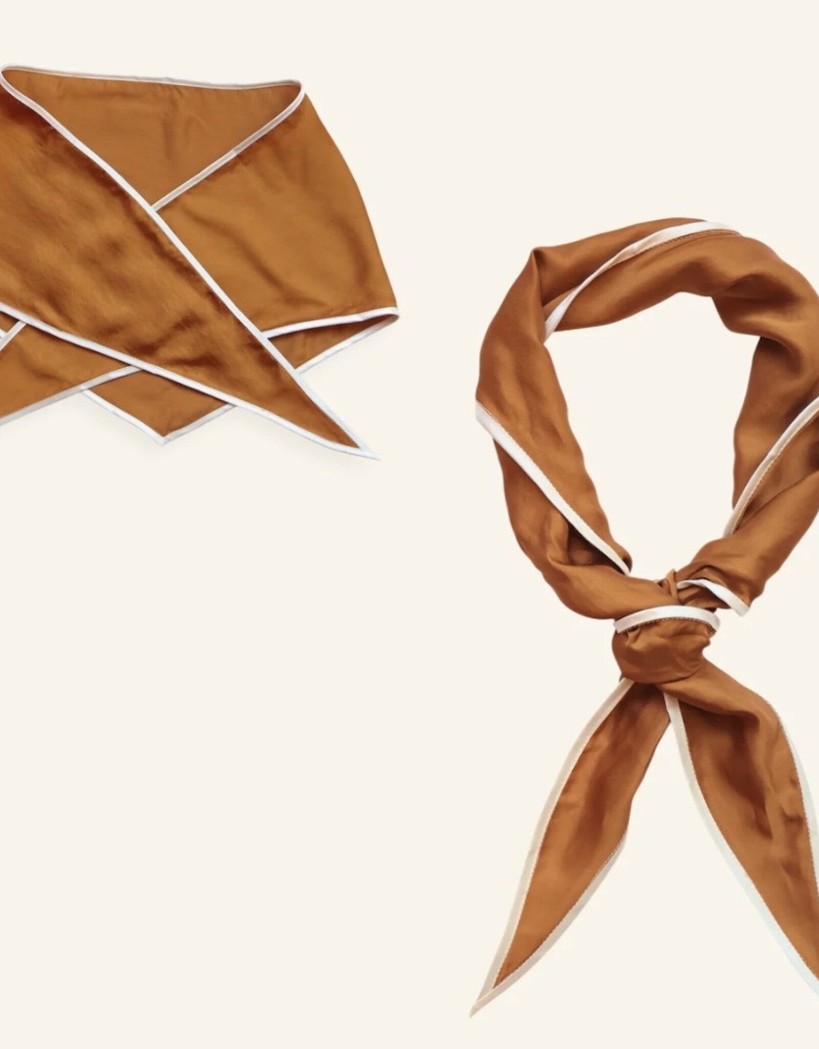 Triangle Scarf caramel creme