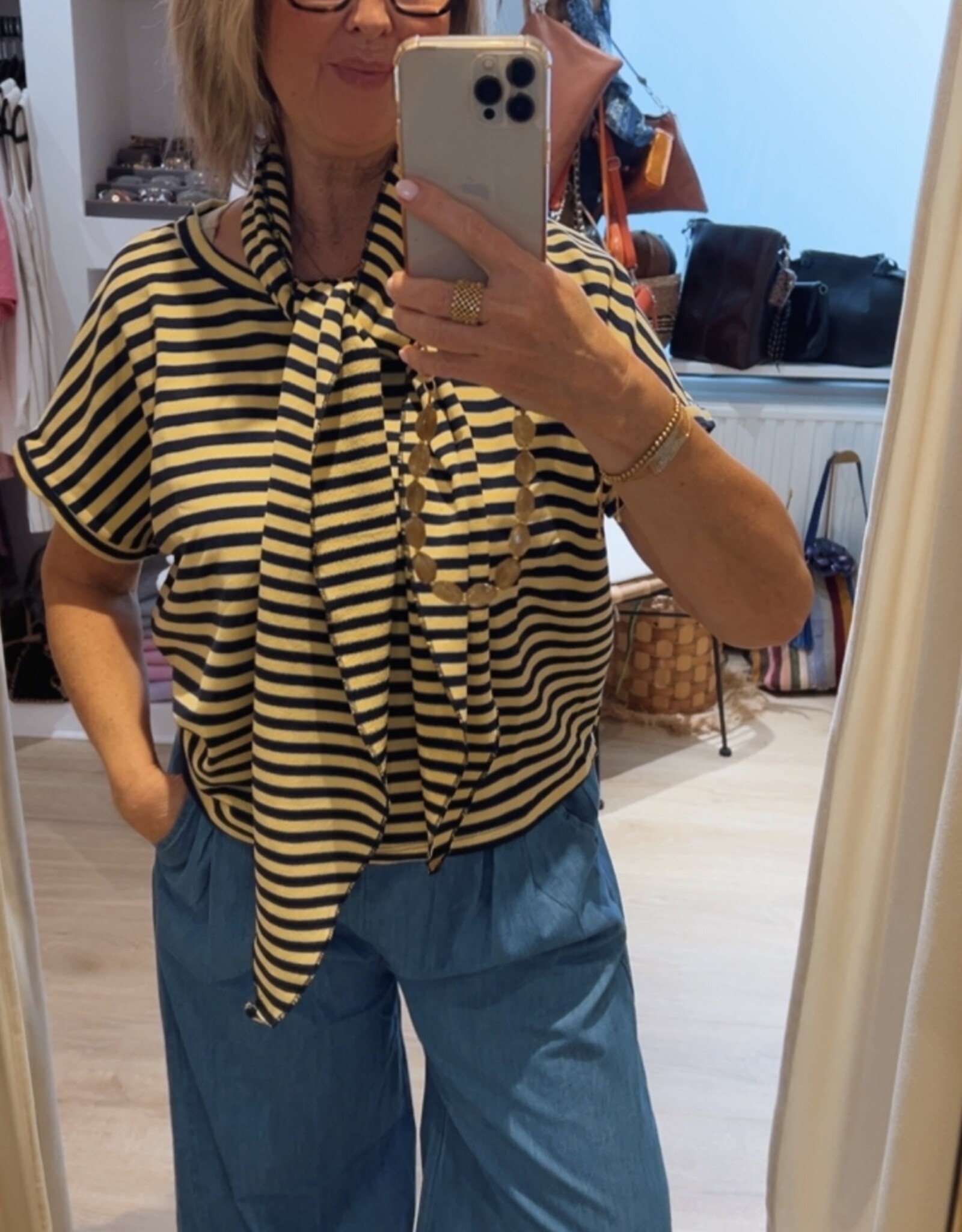 Sweater gestreept met sjaaltje geel/marine