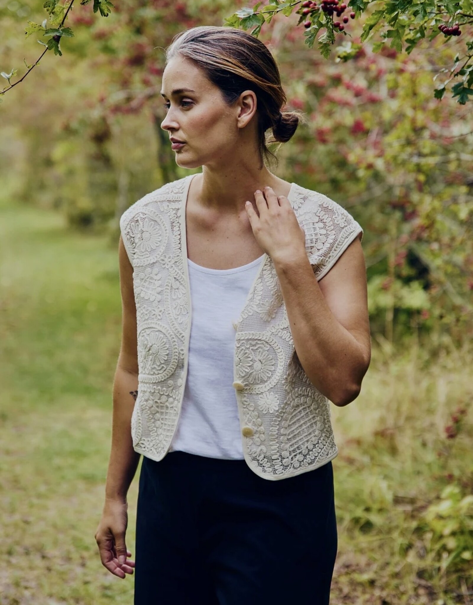 FQ Crossy waistcoat crochet