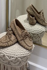 Mocassins studs